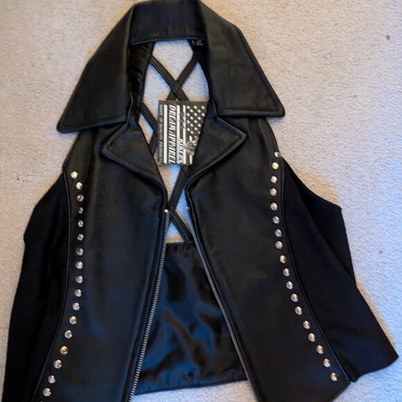 Dream Apparel - Picture 3 of 5